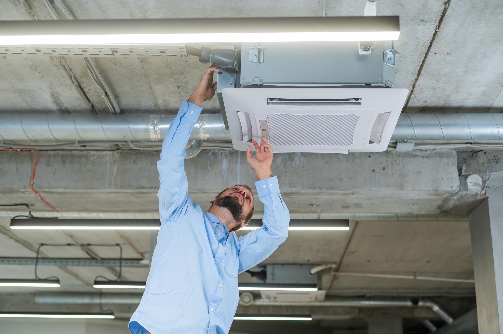 Instalación de aire acondicionado industrial